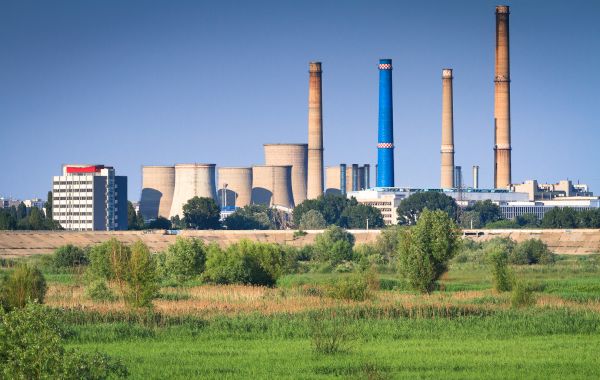 Rumuni vzkřísili uhelky z 50. let, aby ve vedrech nasytili klimatizace