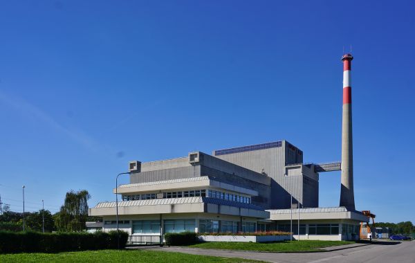 Před 55 lety začali Rakušané připravovat jaderku, kterou nikdy nespustili