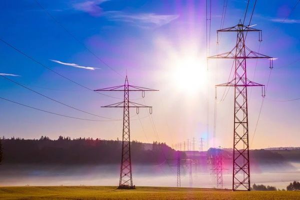 Zelená energie přetěžuje stále častěji evropské sítě